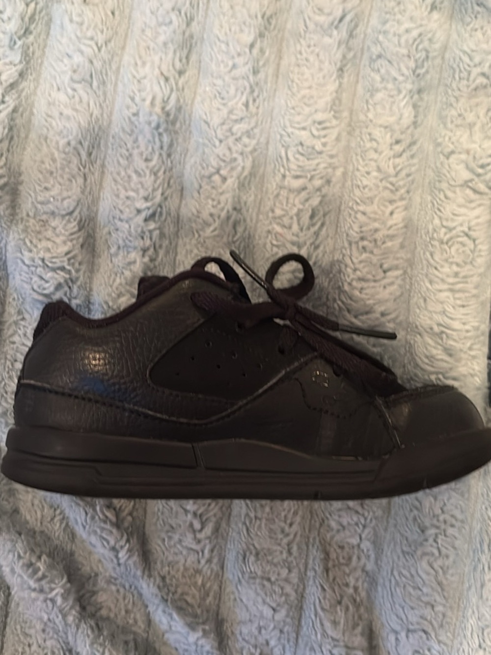 Jordan Black Low-Top Sneakers, for very young children or just small feet - Picture 7 of 10
